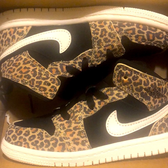 leopard jordan shoes